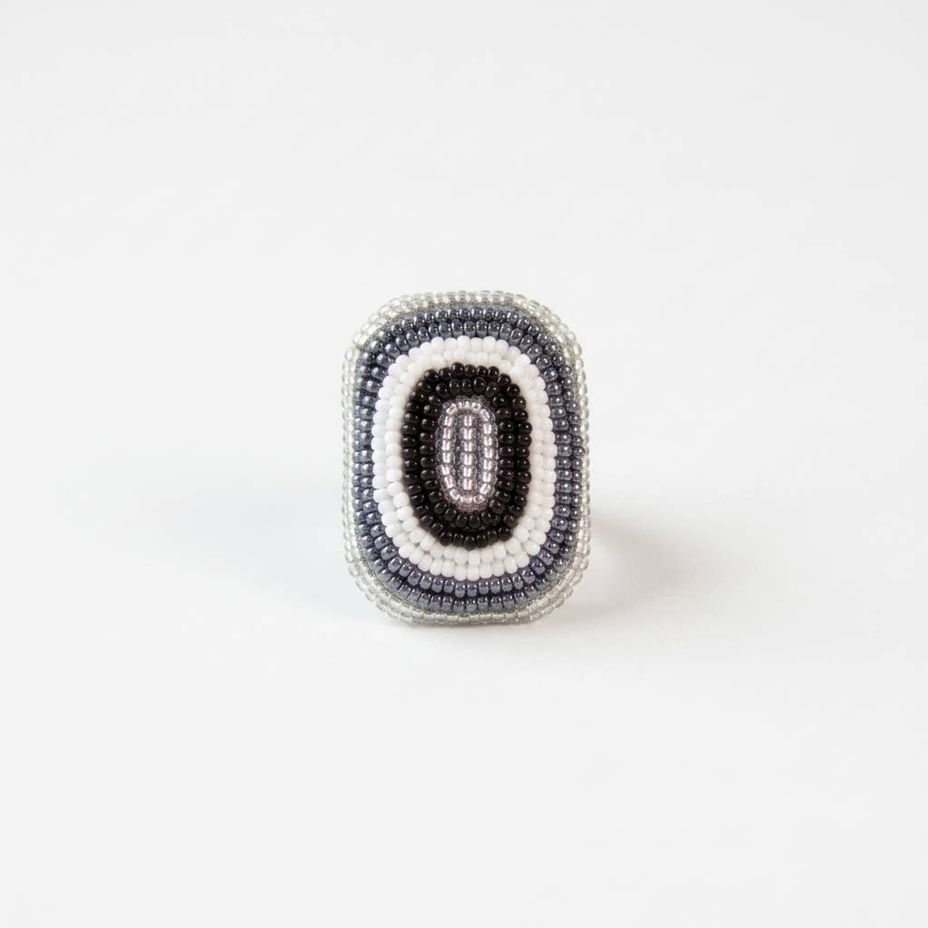 Beaded ring - rectangle - Traditional African jewelry